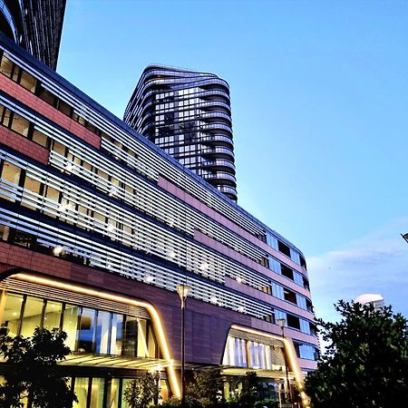 Melbourne Docklands Riverside Views エクステリア 写真