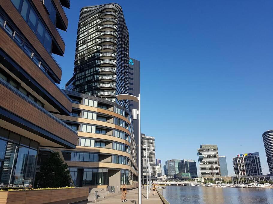 Melbourne Docklands Riverside Views エクステリア 写真