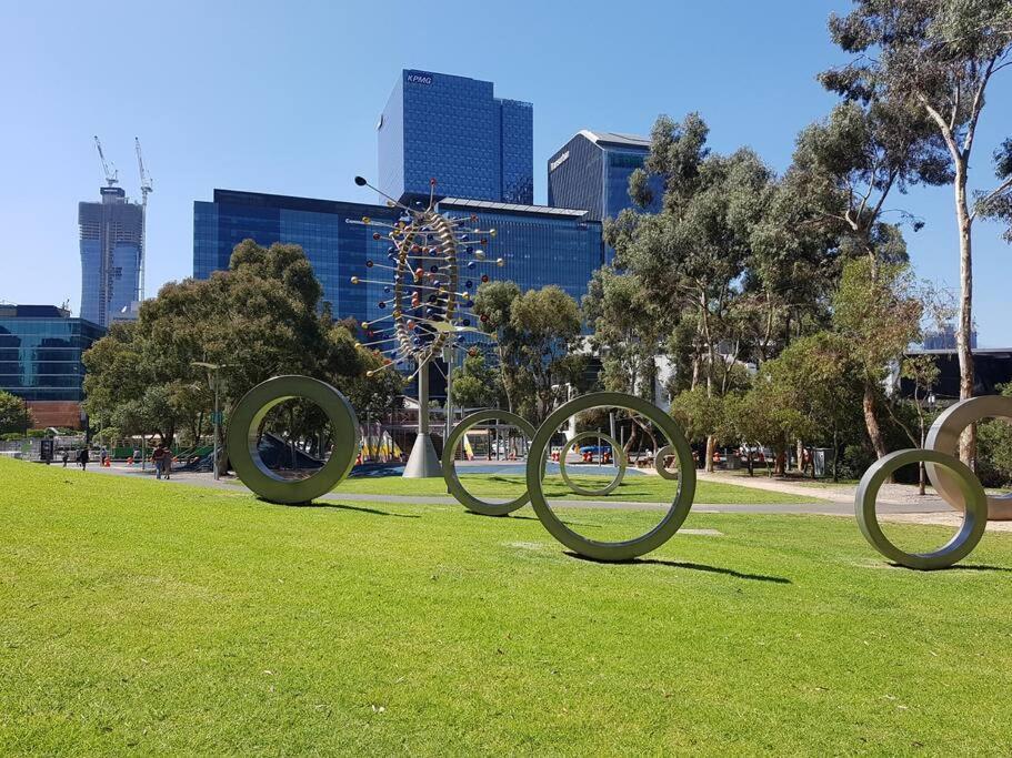 Melbourne Docklands Riverside Views エクステリア 写真